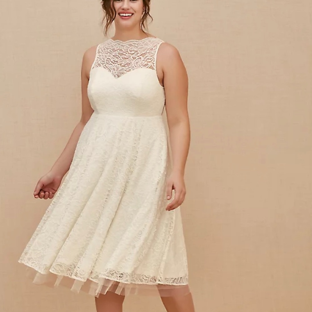 NWT torrid white lace dress 🤍